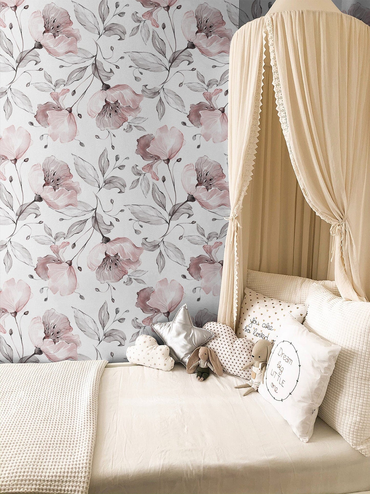 Pink Vintage Flowers Wallpaper