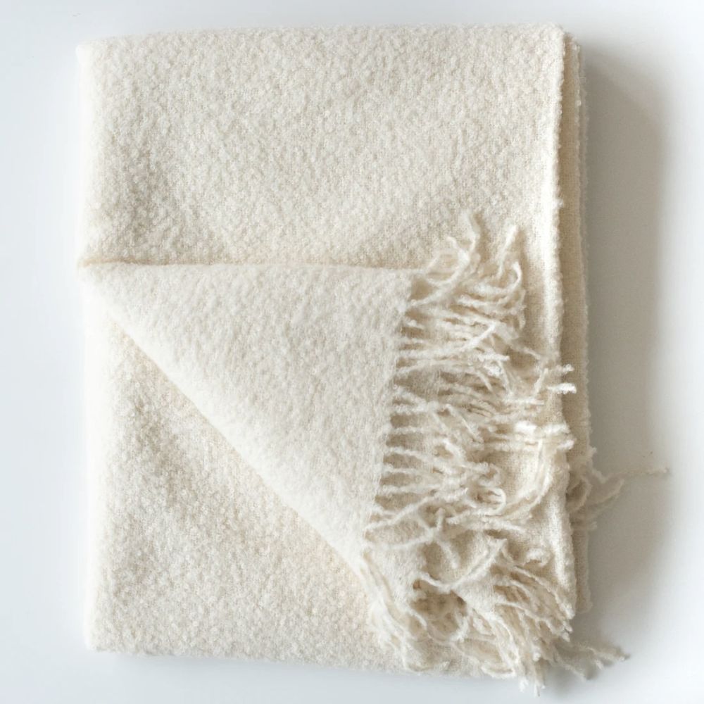Bouclé Collection - Bouclé Ivory Throw