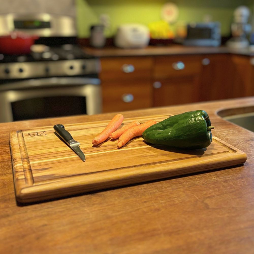 Teak Wood Cutting Board With Groove