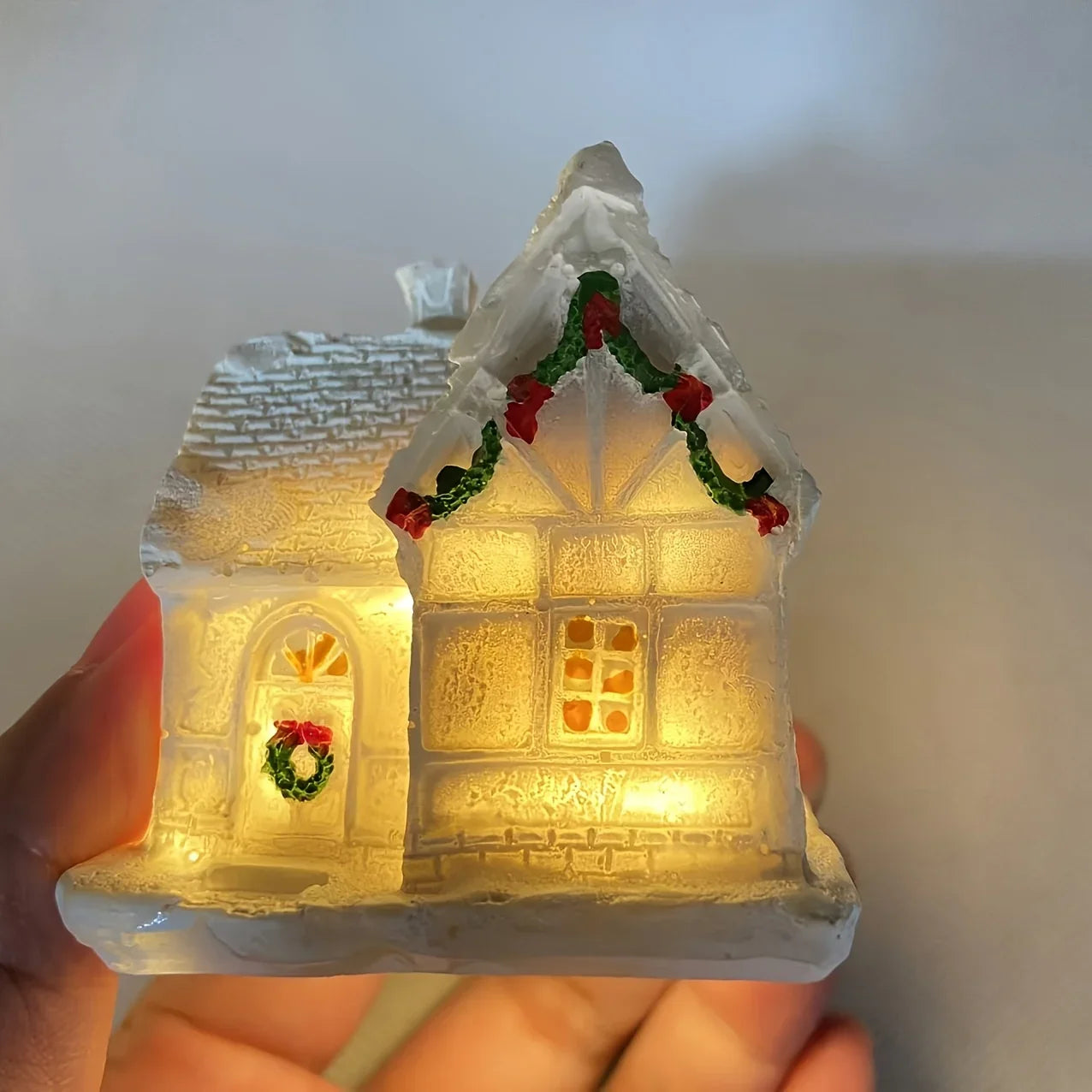Resin Christmas House Lights, 5-Style Collectible Holiday Decorative Ornaments