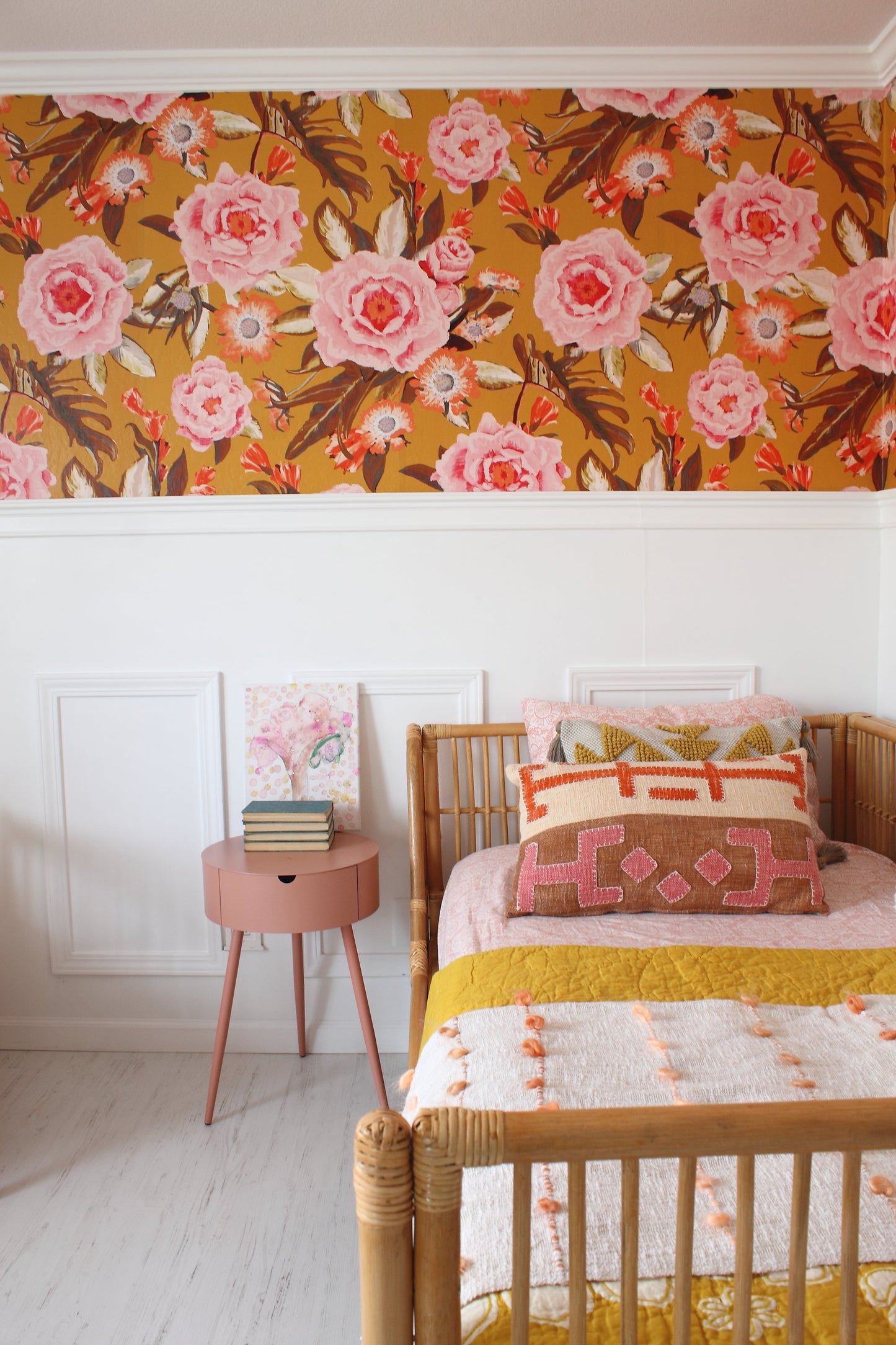 Posh Posy Wallpaper, yellow