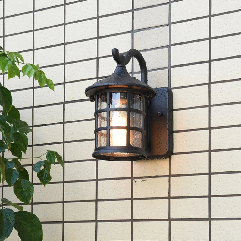 Retro Outdoor Waterproof Wall Light - American Style for Corridors, Balconies, and Gardens, Modern Rain-Proof E27 Wall Lamp