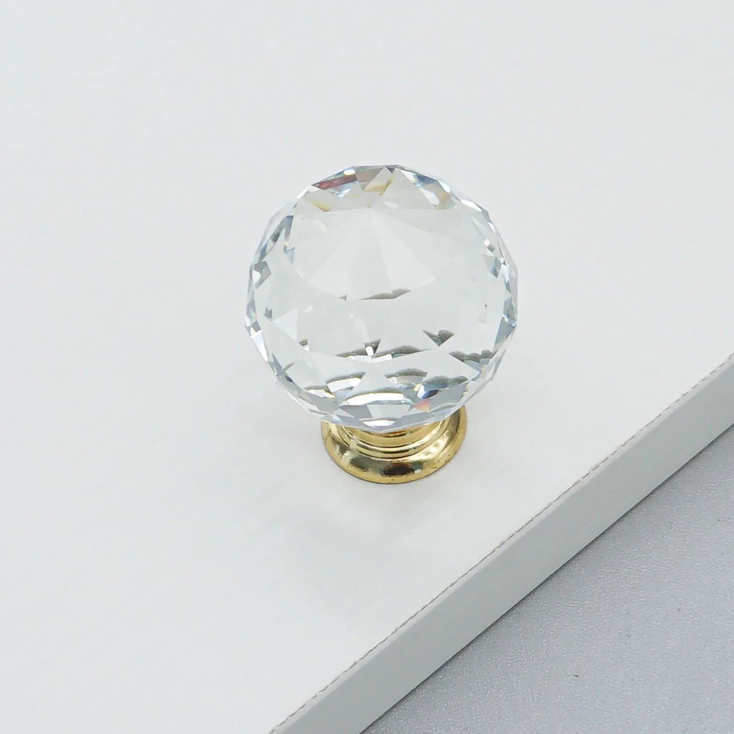 Luxury Gold Chrome Cabinet Handles – Modern Zinc Alloy and Crystal Glass Drawer Knobs for Wardrobes and Dressers
