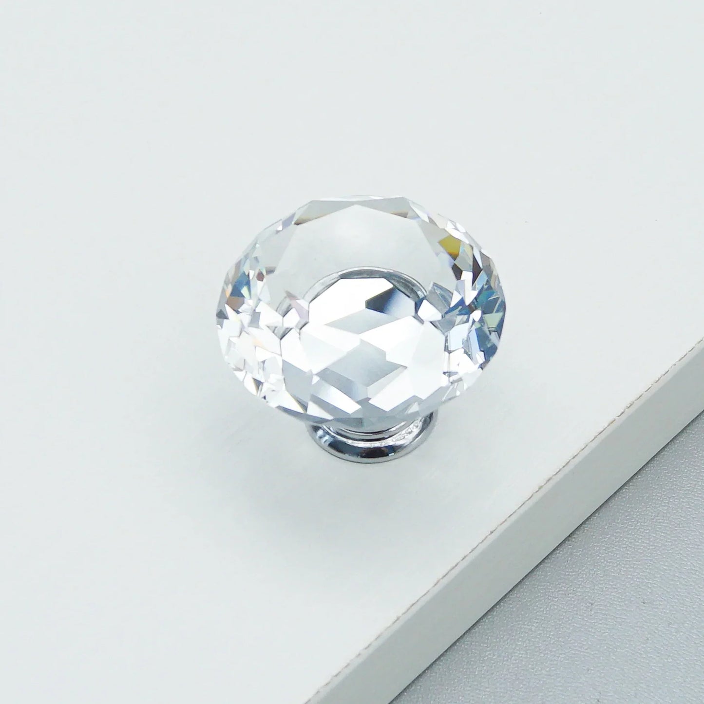 Luxury Gold Chrome Cabinet Handles – Modern Zinc Alloy and Crystal Glass Drawer Knobs for Wardrobes and Dressers