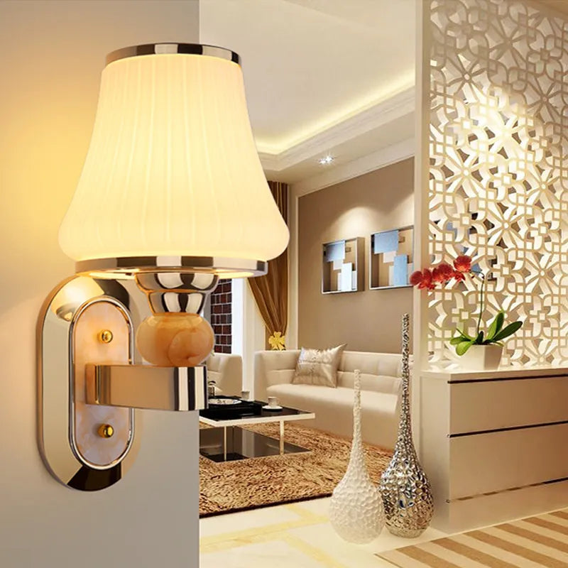 Sleek Modern Bedside Wall Lamp - Elevate Your Bedroom Ambiance