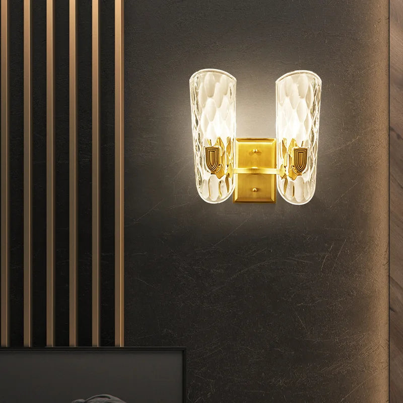 Penelope's All-Copper Wall Lamp - Versatile Lighting for Your Living Spaces