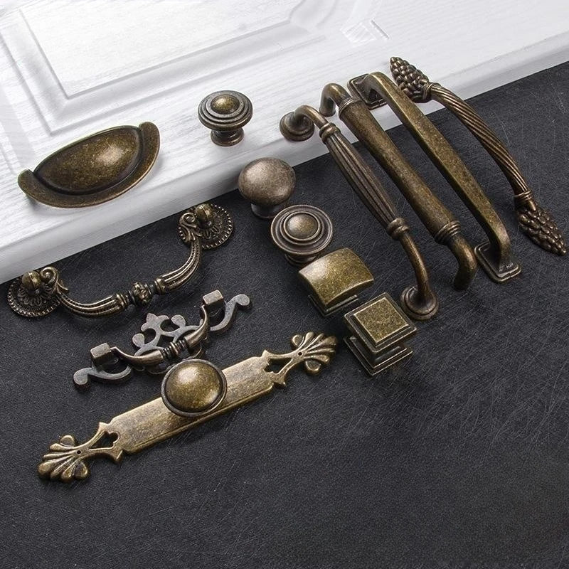 Antique Bronze Cabinet Handles - Retro Drawer Pulls, Vintage Zinc Alloy Kitchen Hardware for Furniture, Dresser, and Locker