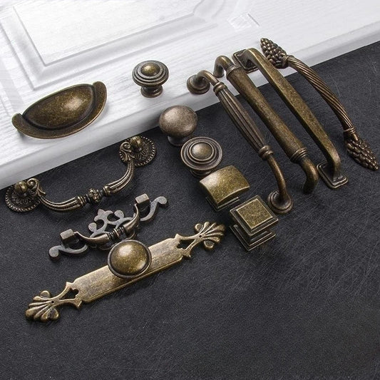 Antique Bronze Cabinet Handles - Retro Drawer Pulls, Vintage Zinc Alloy Kitchen Hardware for Furniture, Dresser, and Locker