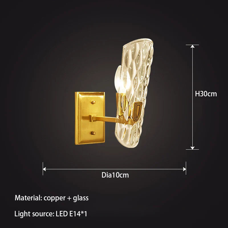 Penelope's All-Copper Wall Lamp - Versatile Lighting for Your Living Spaces