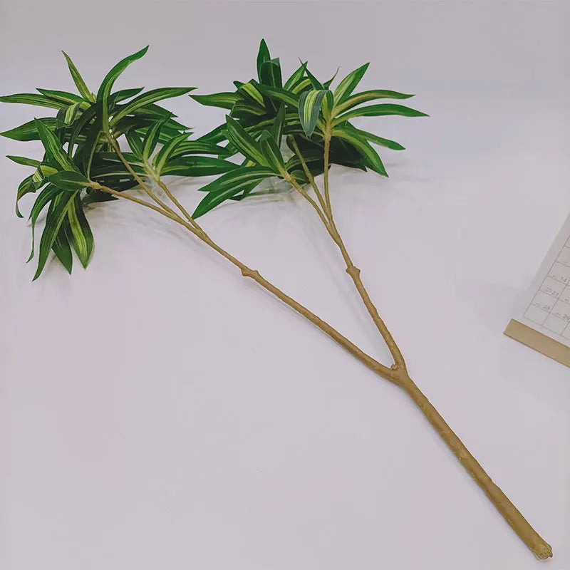 Dlight Decor 75cm Palm Tree with Real Touch Leaves