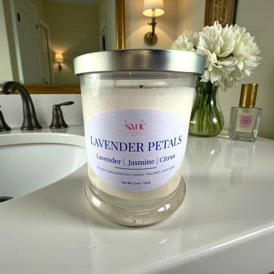 Lavender Petals Scented Candle