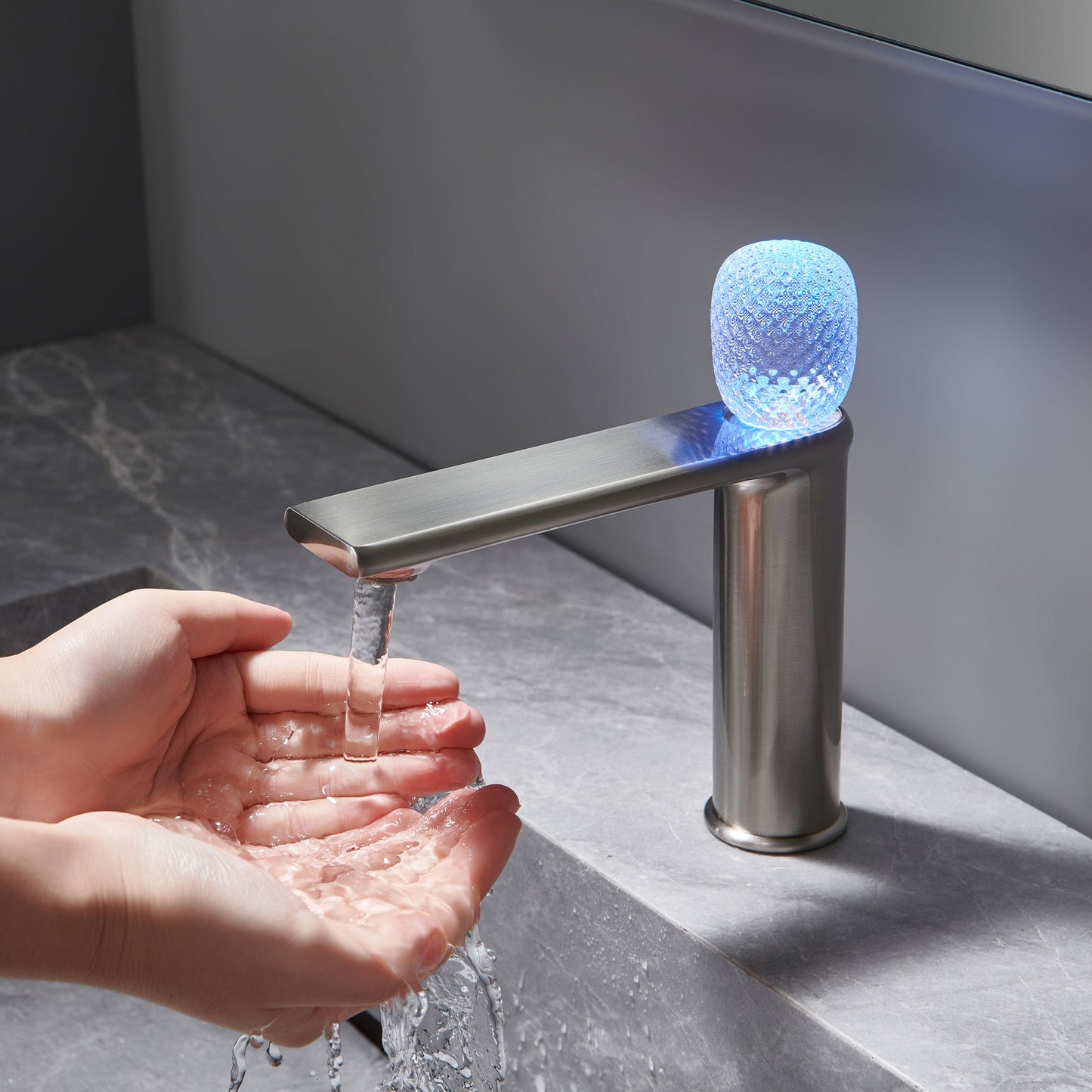 Lumina crystal Single Handle Single Hole Bathroom Sink Faucet with Pop up drain overflow