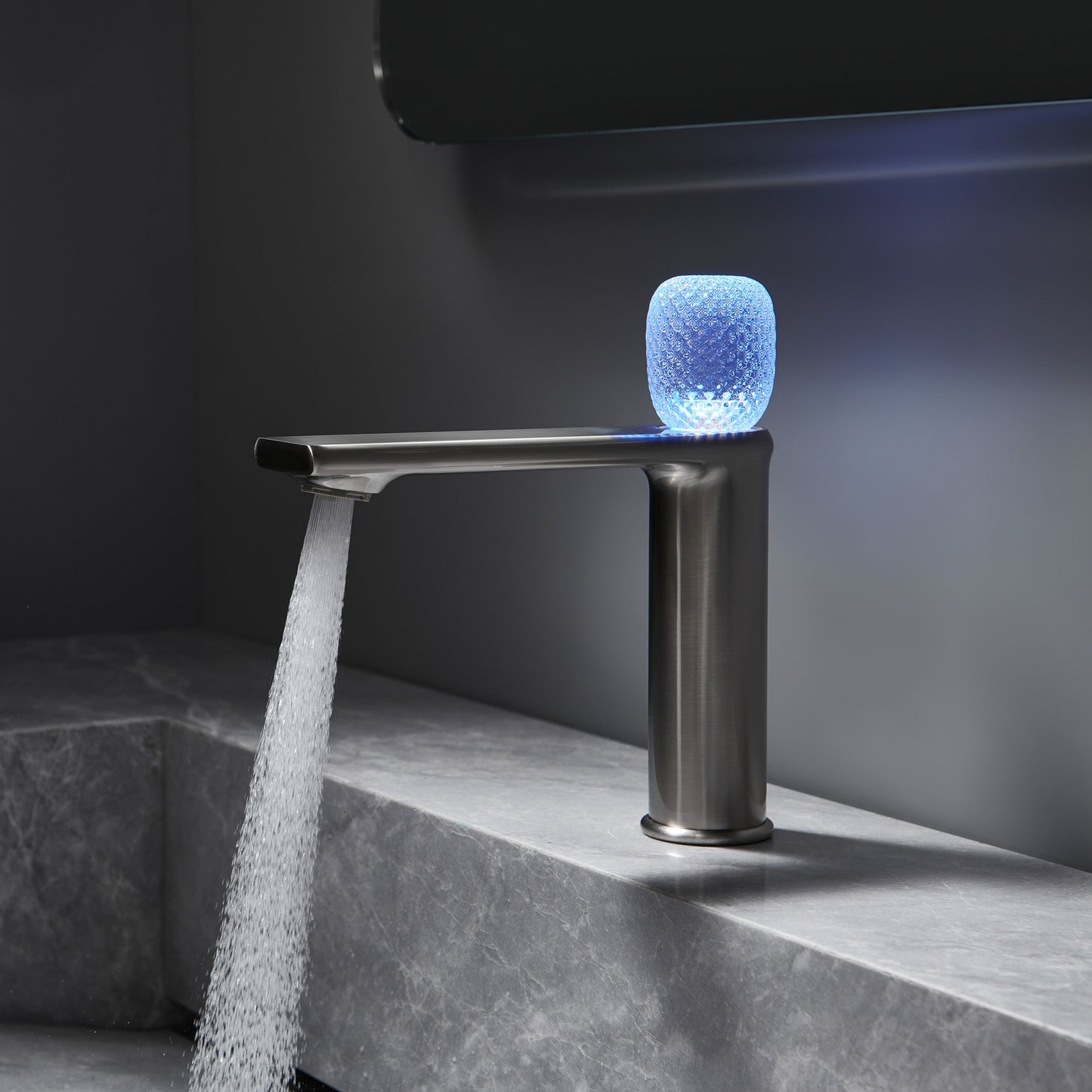Lumina crystal Single Handle Single Hole Bathroom Sink Faucet with Pop up drain overflow