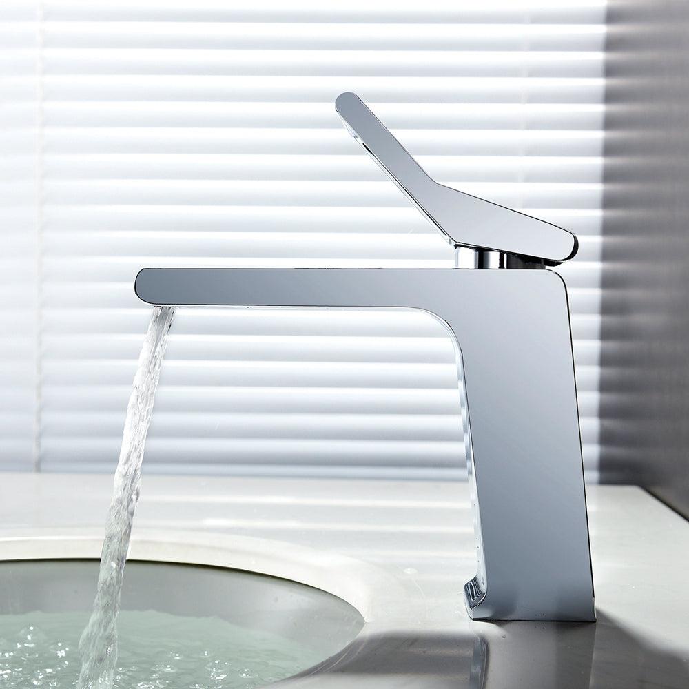 Chrome Single handle bathroom basin faucet with pop up overflow brass drain
