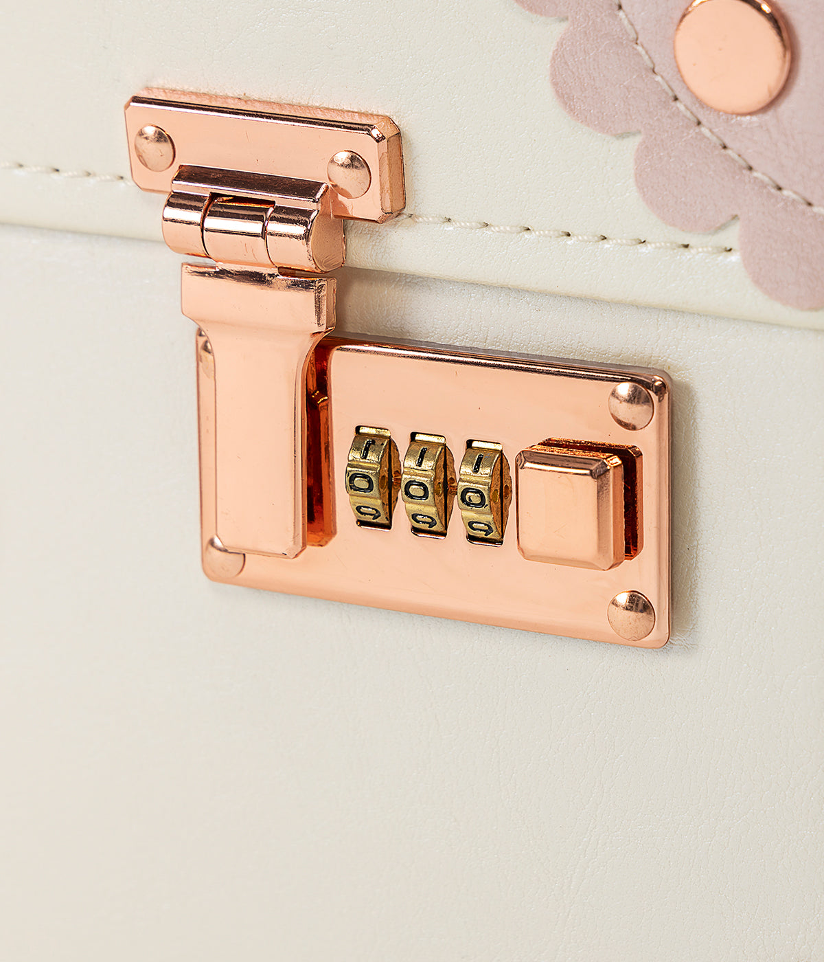 SarahFace Spinner Suitcase - Embroidery Cream White