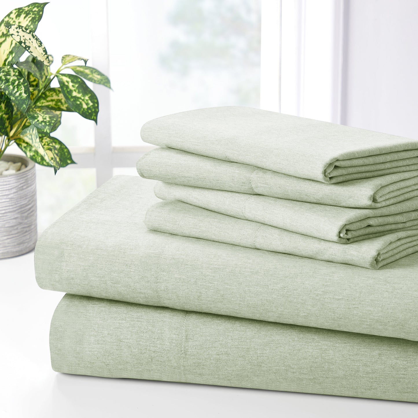 Bamboo 2000 Thread Count 6-Piece Chambray Sheet Set with SnugGrip