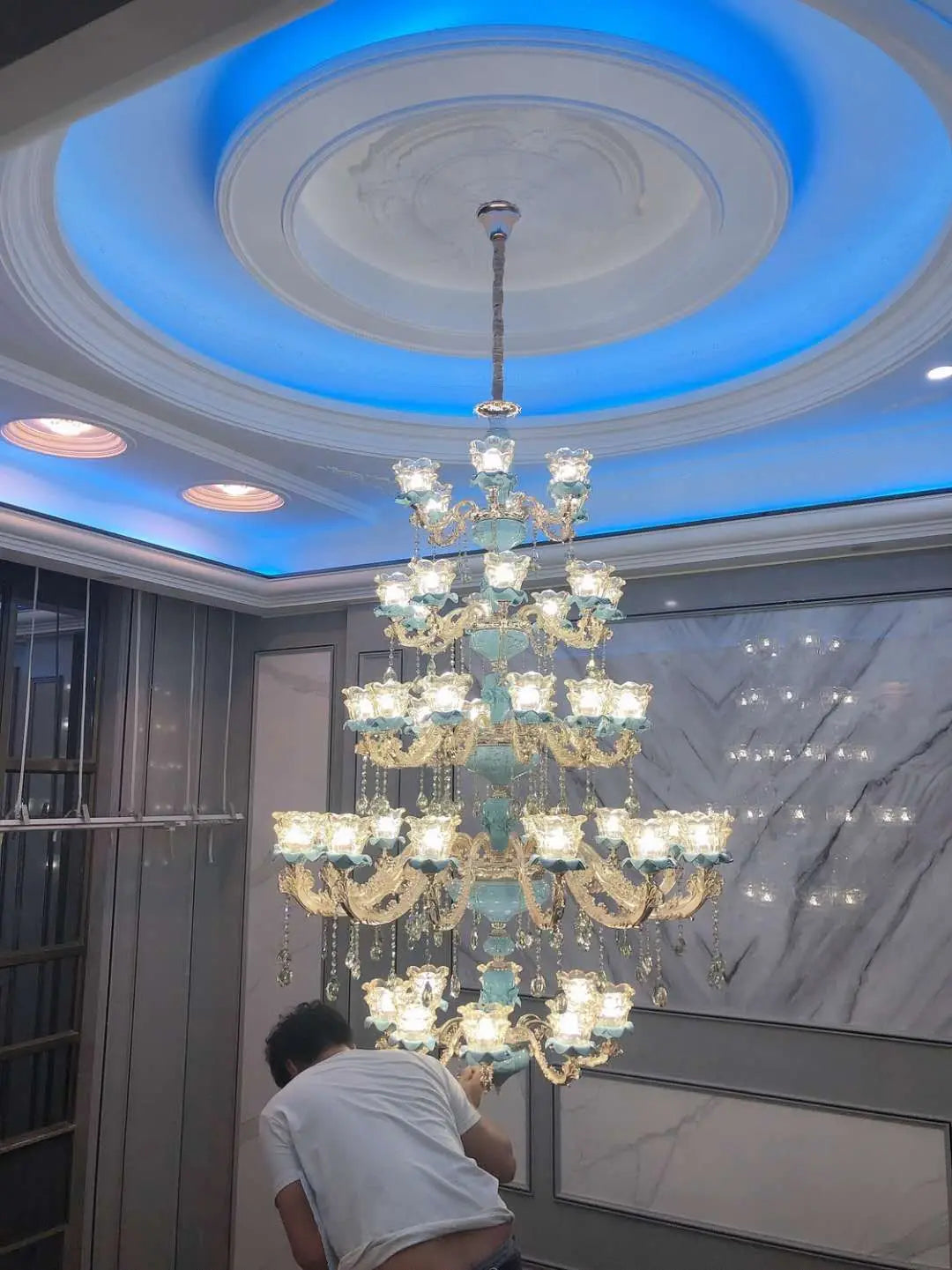 European-Style Duplex Building Chandelier - Elegance for Living Rooms, Hotels, and Ceramic Staircases