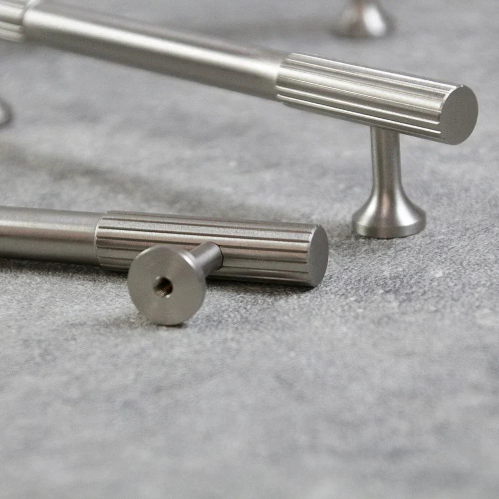 Solid Brass Vertical Linear Cabinet Knobs – Long Drawer Handles for Kitchen, Wardrobe, and Wooden Doors