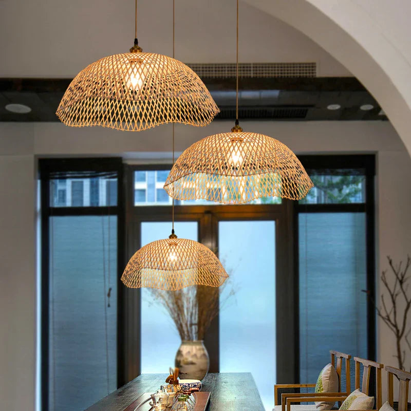 Modern Hand-Woven Bamboo Pendant Lights - Artistic Rattan Wicker Chandeliers for Dining Rooms and Bedroom Lighting