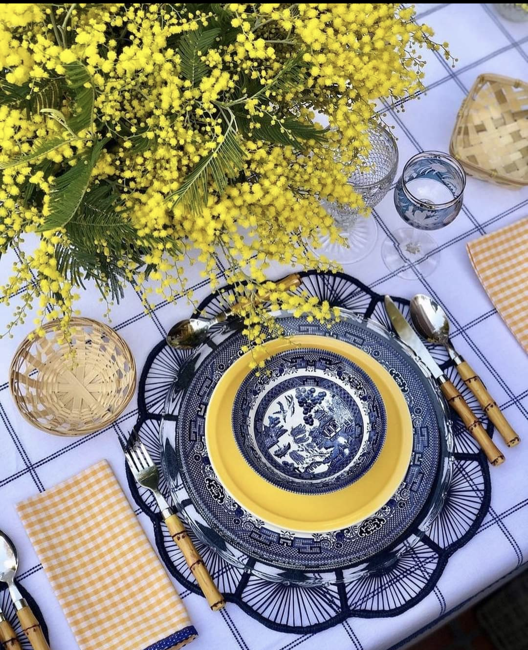 Petal Perfection Handwoven Iraca Placemat