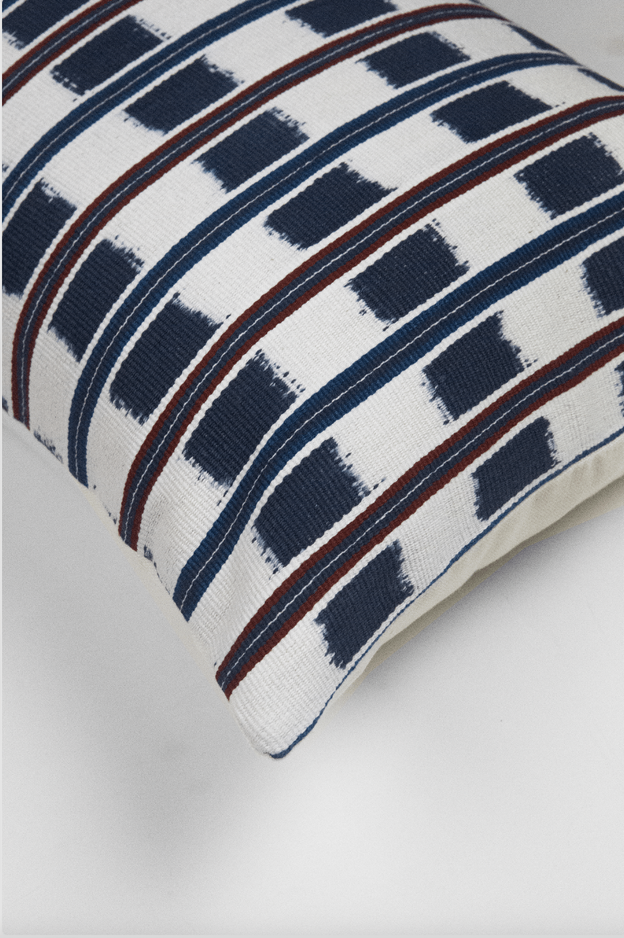 Santiago Atitlan Jaspe Pillow