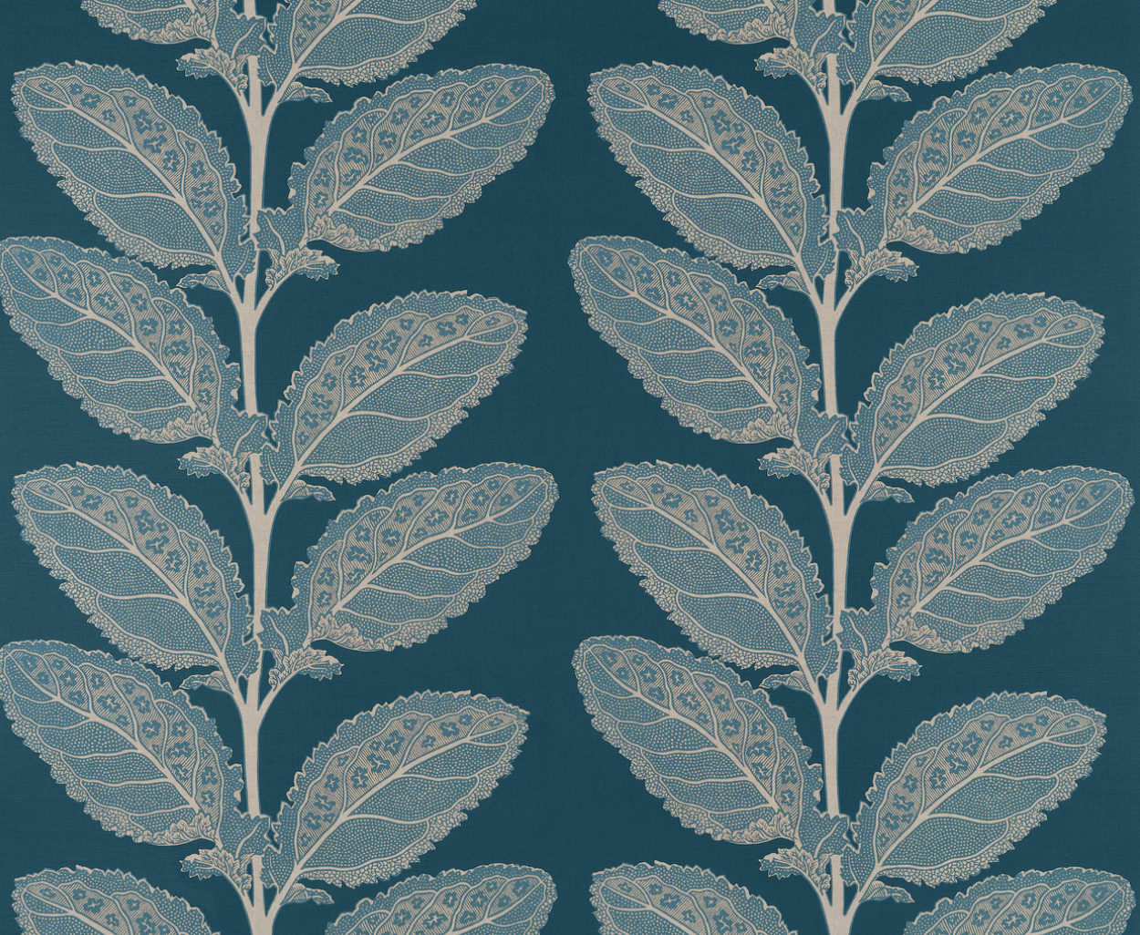 Lacinato Pillow Cover in Basalt Black