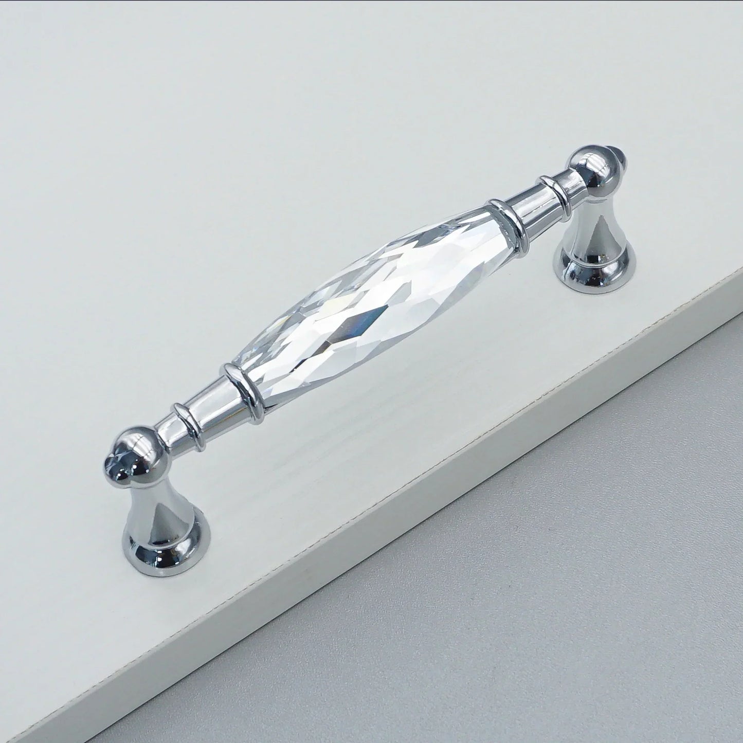Luxury Gold Chrome Cabinet Handles – Modern Zinc Alloy and Crystal Glass Drawer Knobs for Wardrobes and Dressers
