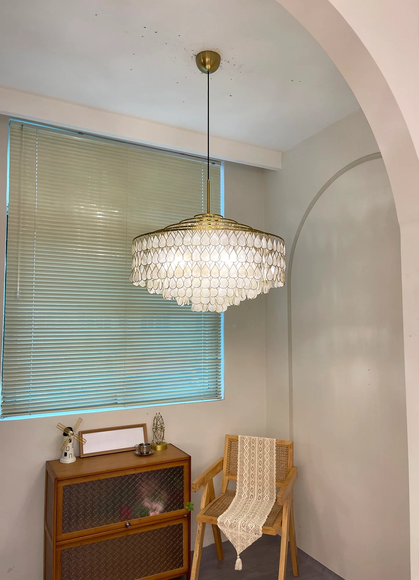 Teardrops Tiered Shell Pendant Light