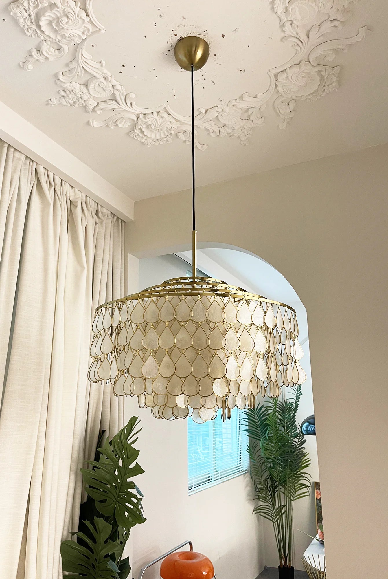 Teardrops Tiered Shell Pendant Light