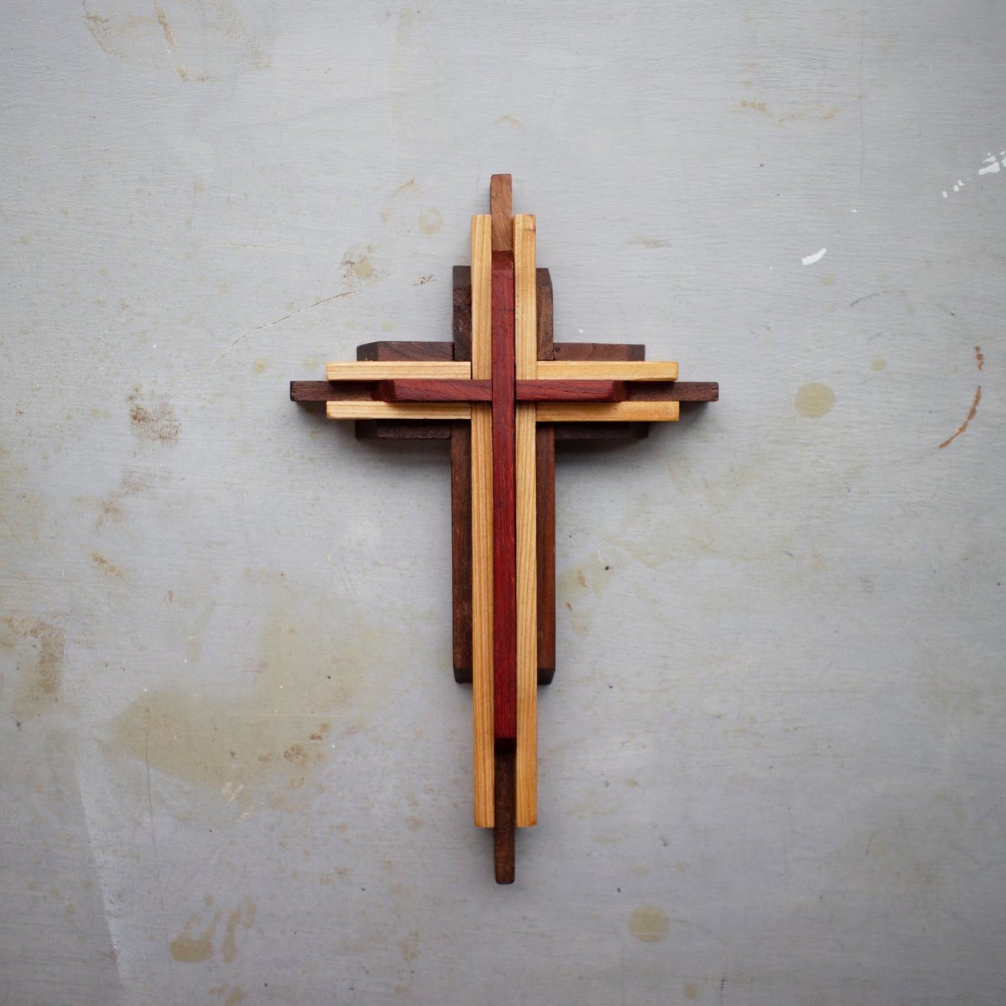 Small Layered Cross