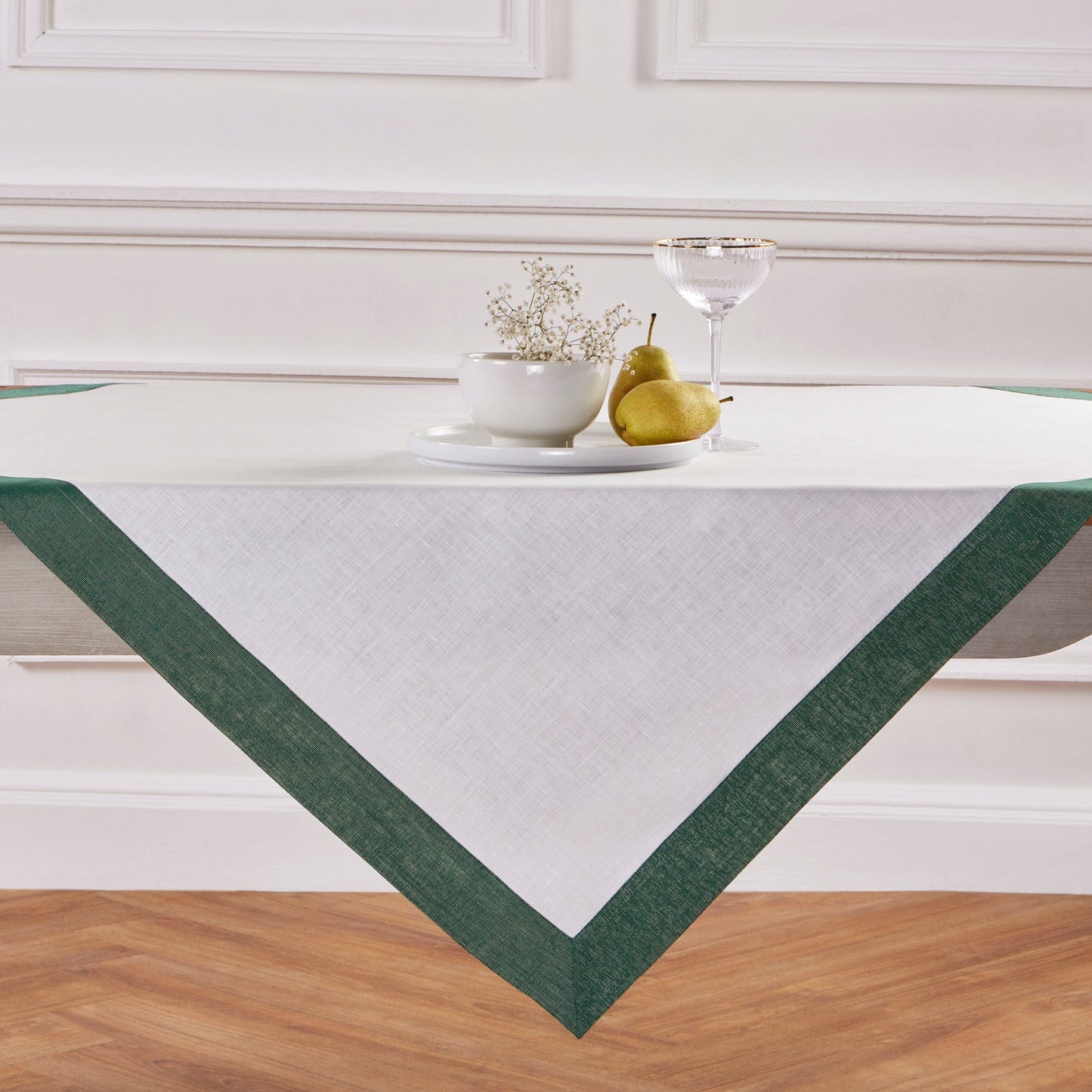 Festive Edge Table Throw