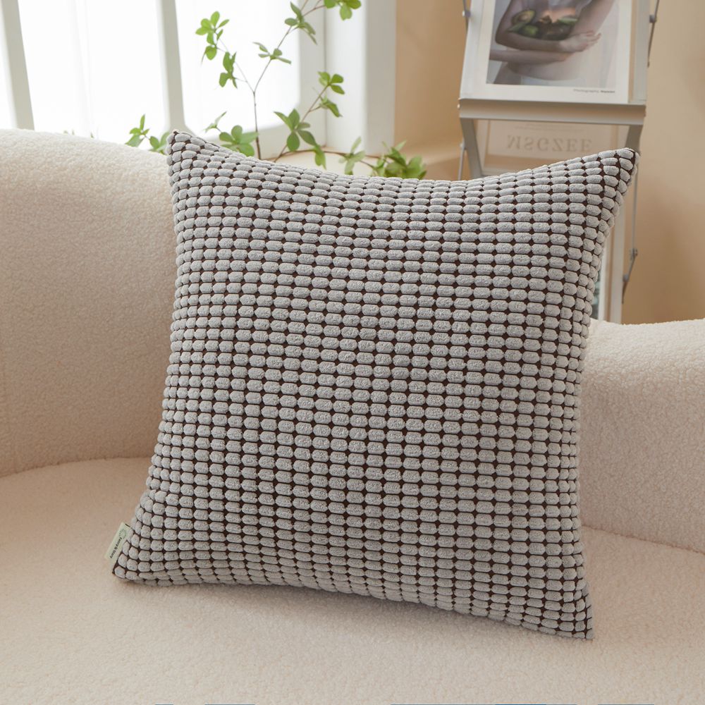 Polyester Blend soft hand feeling Throw Pillow (With insert) 11 color options size 18"x18"