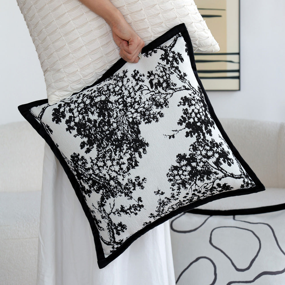 Tranquil Touches: Pack of 1 Throw Pillow with Insert size of 18"x18"
