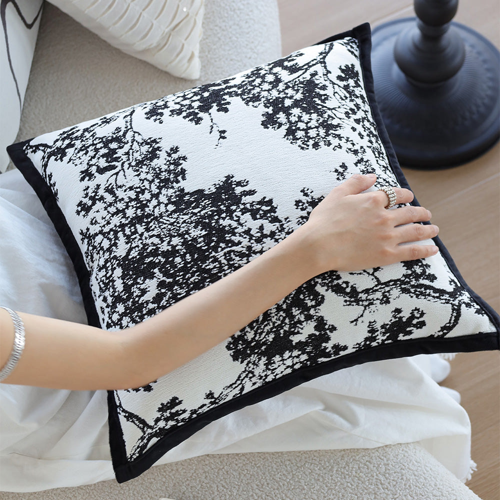 Tranquil Touches: Pack of 1 Throw Pillow with Insert size of 18"x18"