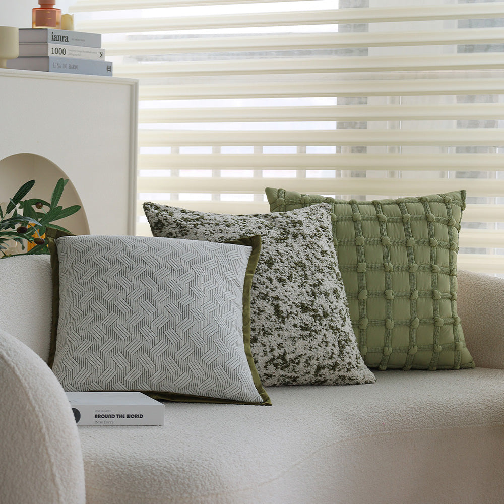 Tranquil Touches: Pack of 1 Throw Pillow with Insert size of 18"x18"