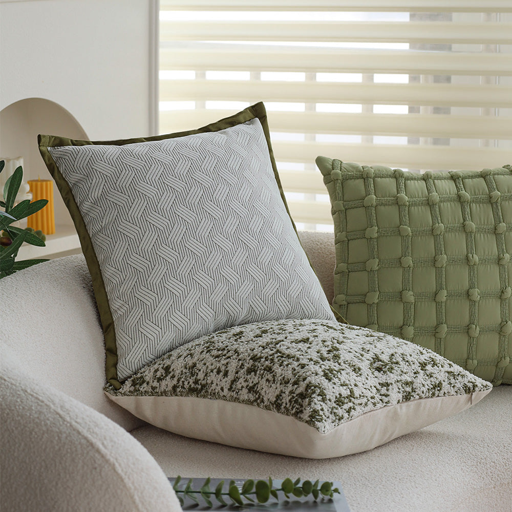 Tranquil Touches: Pack of 1 Throw Pillow with Insert size of 18"x18"
