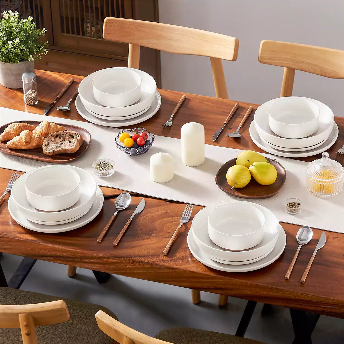 Tara 16 Piece Dinnerware Set