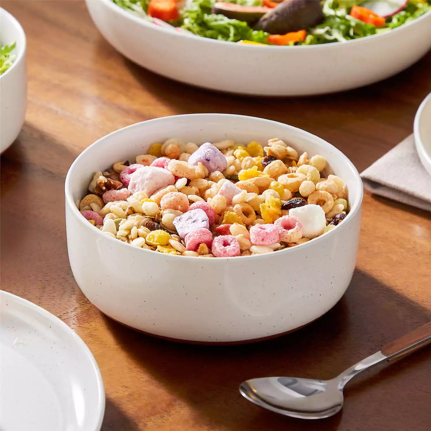 Tara 16 Piece Dinnerware Set