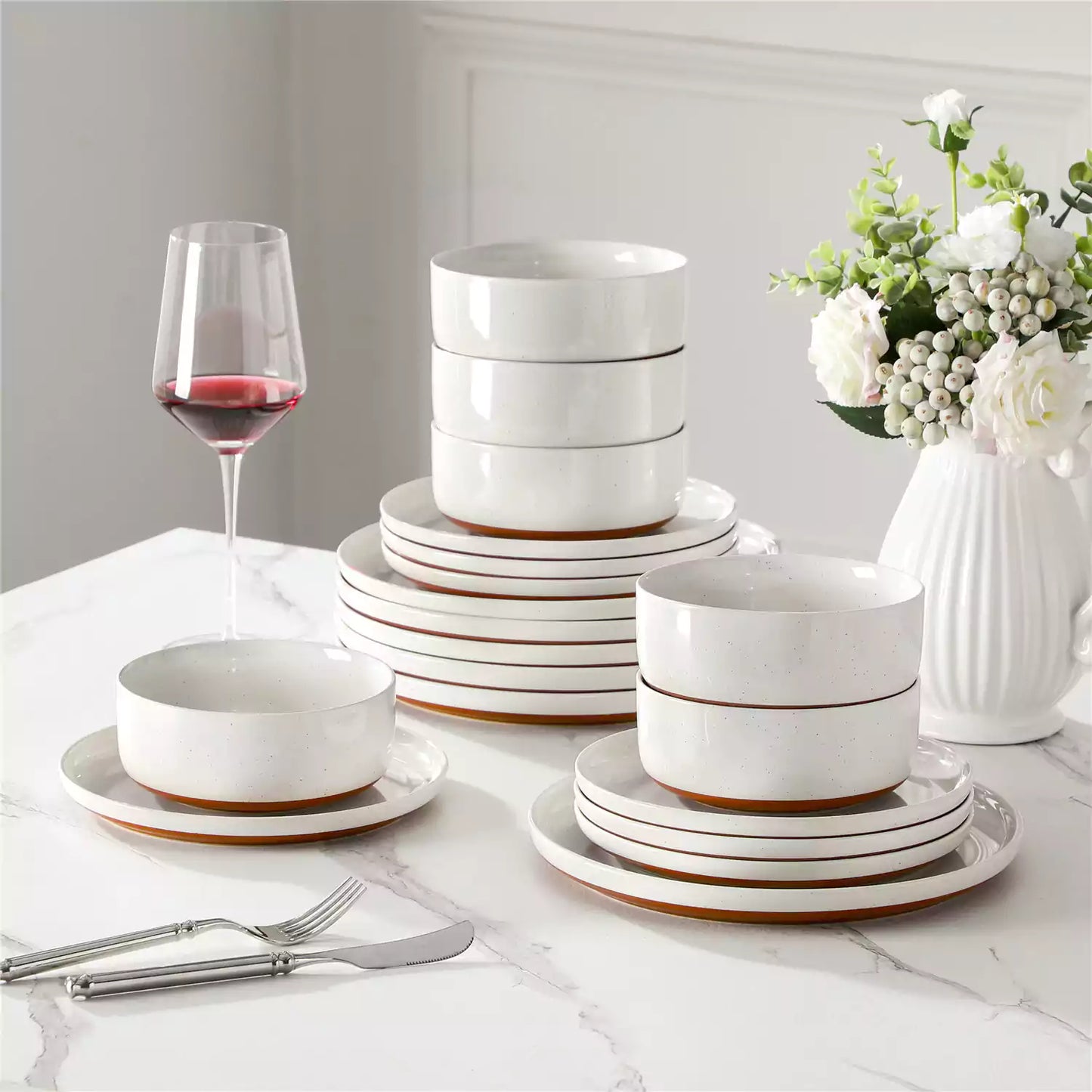 Tara Grey 18 Piece Dinnerware Set