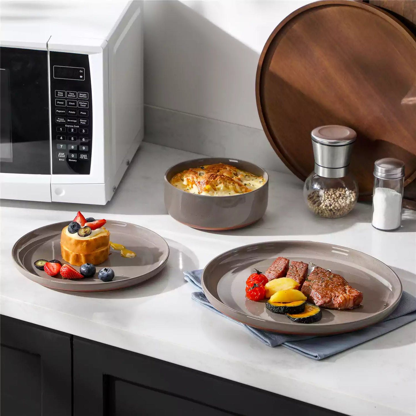 Tara 18 Piece Dinnerware Set