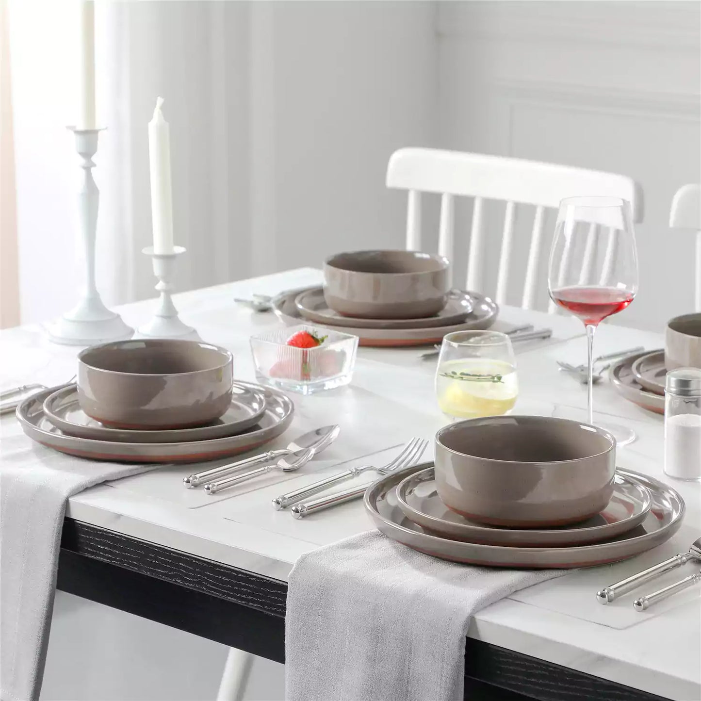 Tara Grey 18 Piece Dinnerware Set