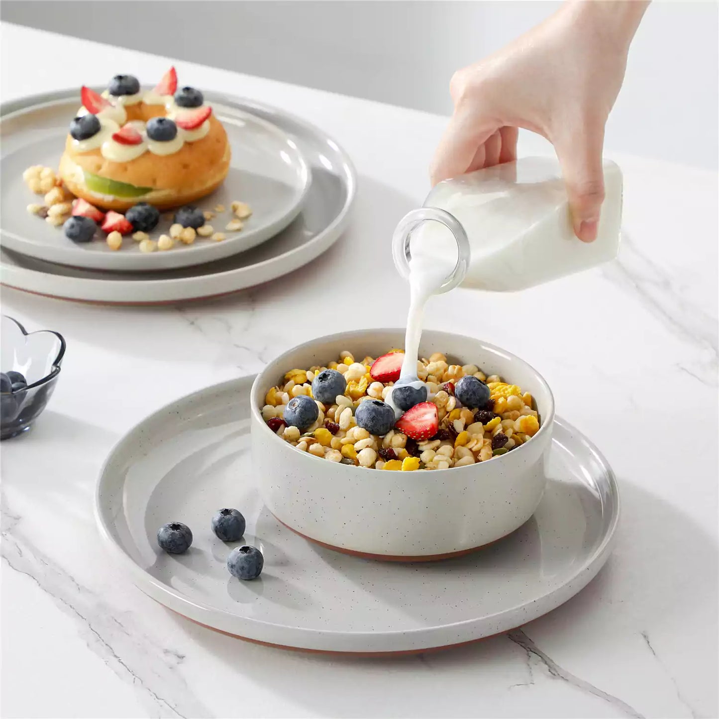 Tara Grey 18 Piece Dinnerware Set