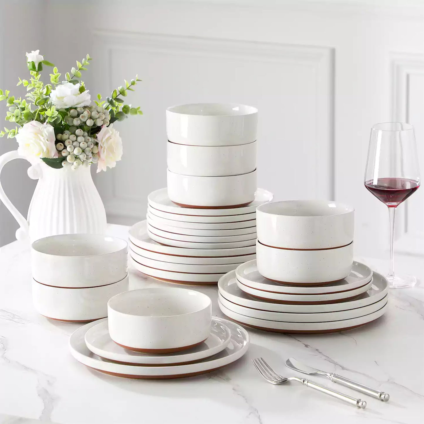 Tara Grey 24 Piece Dinnerware Set for 8