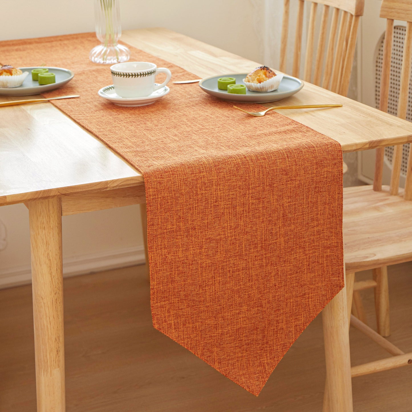 TRT Table Cloth Triangle Edges 12" W x 71" L