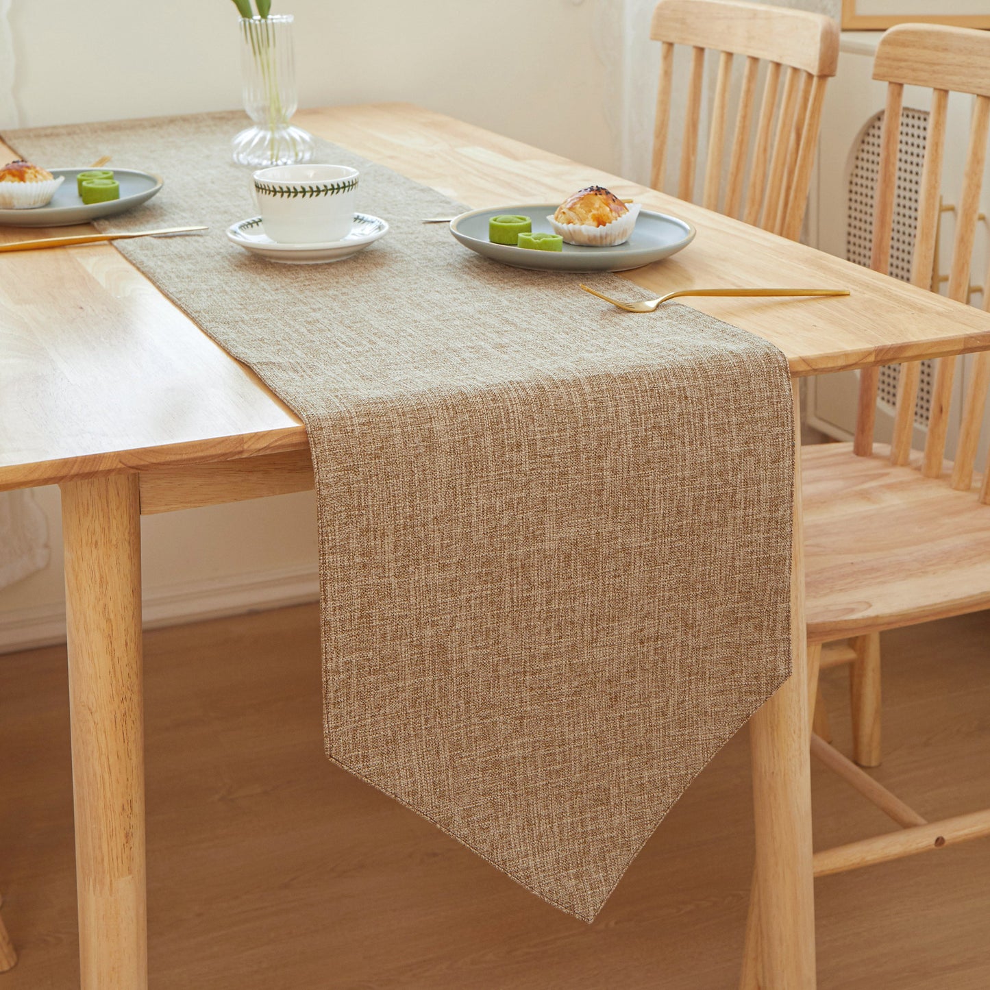 TRT Table Cloth Triangle Edges 12" W x 71" L