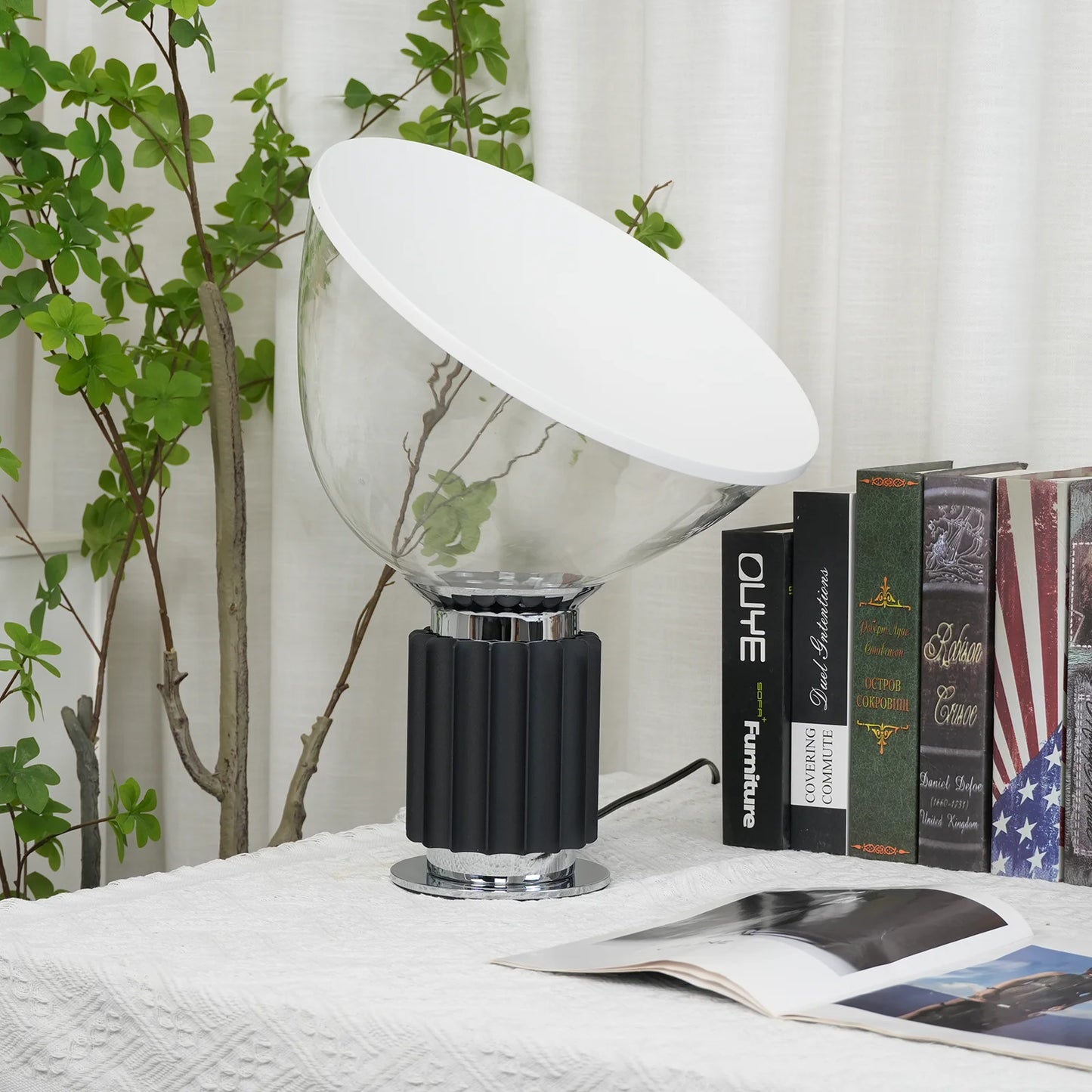 Taccia Glass Table Lamp