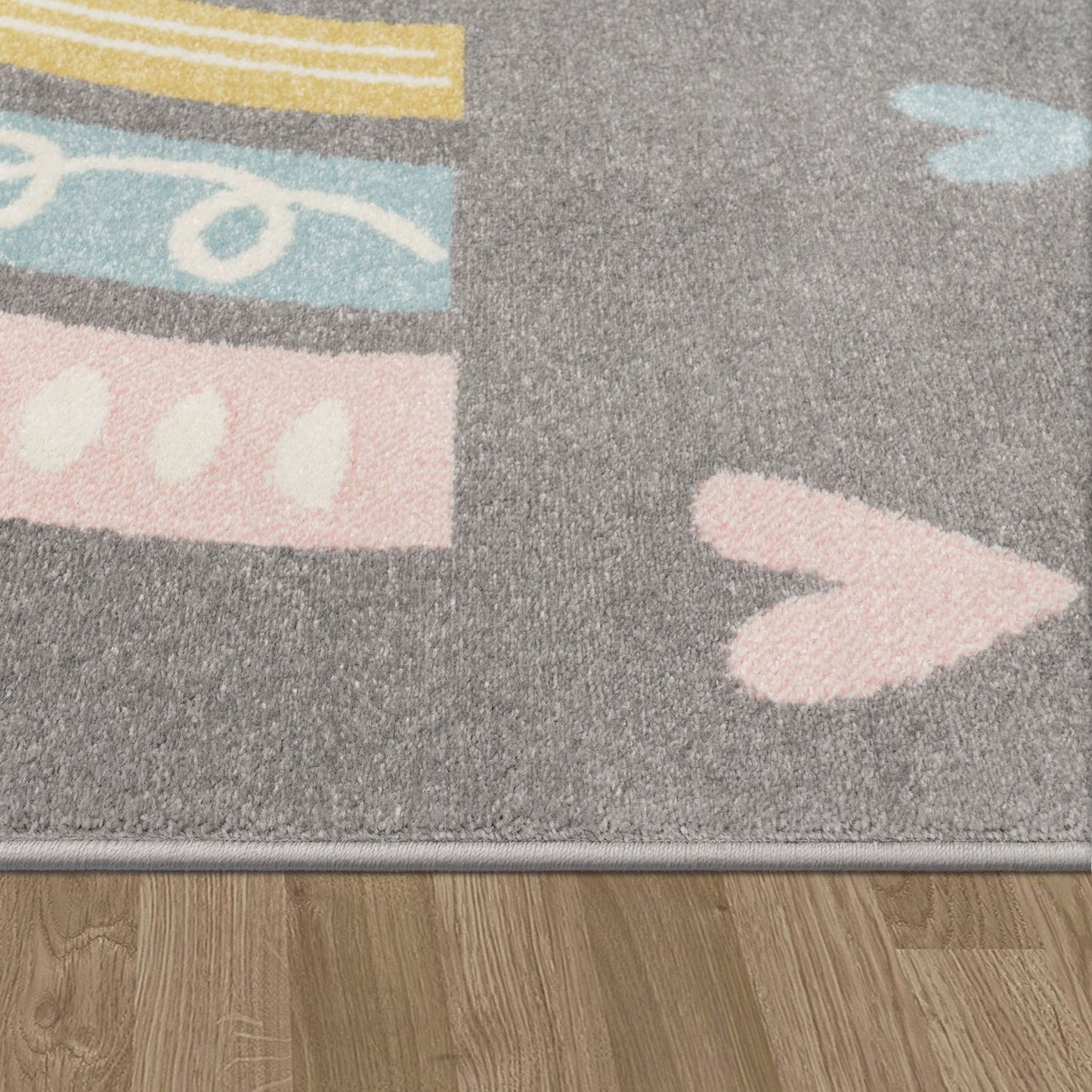Kids Rug Nino with Rainbow and Hearts for Nursery in Grey