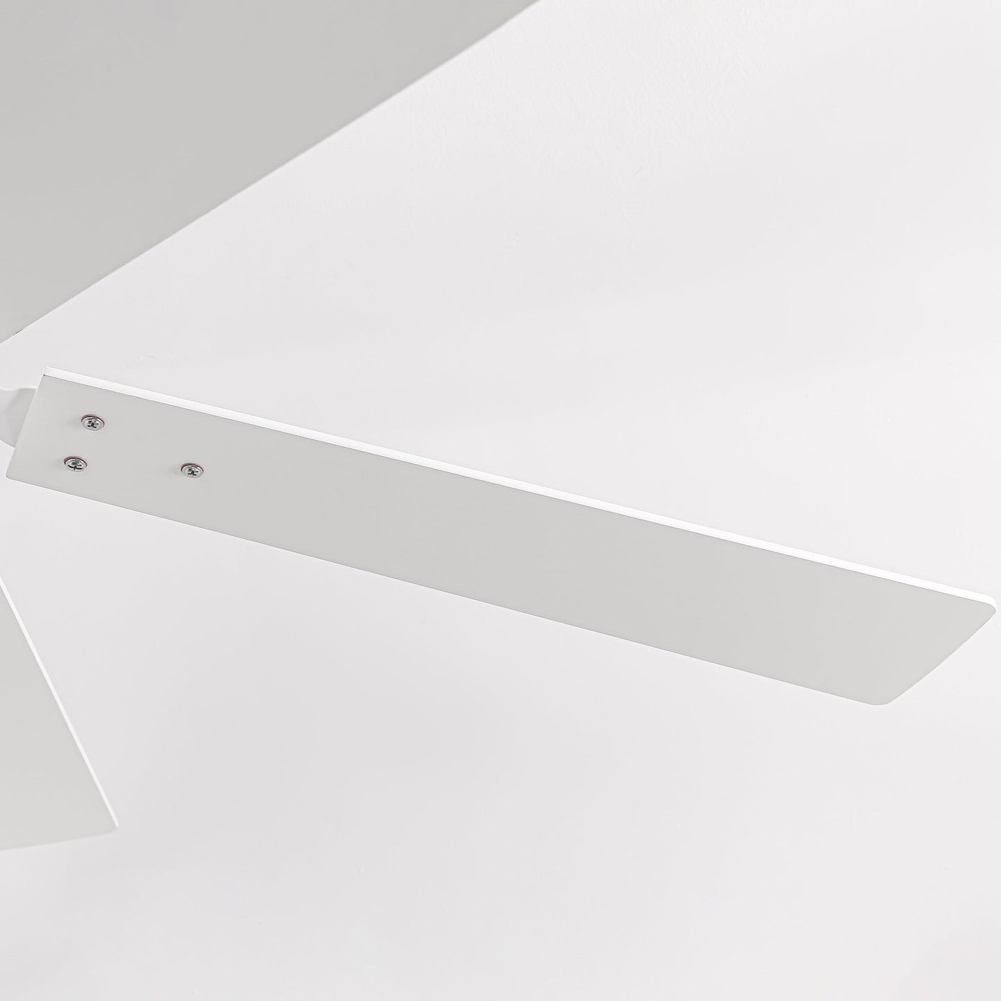 Vaczon 52" DC Motor Ceiling Fan with LED Lighting and Remote Control