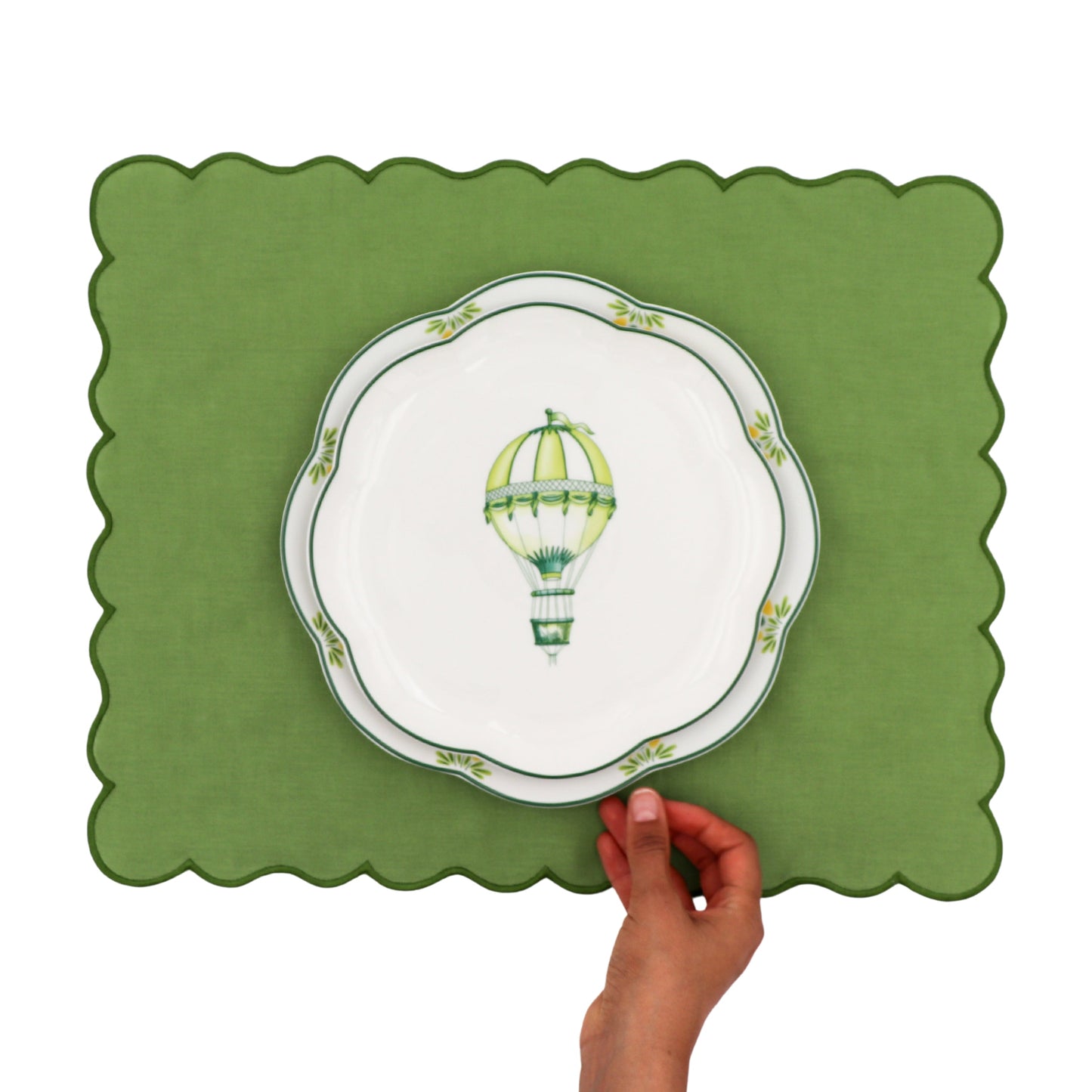 Valensole Lavender Scalloped Dinner Plate - Case of 12 Plates (+3 Bonus Plates)