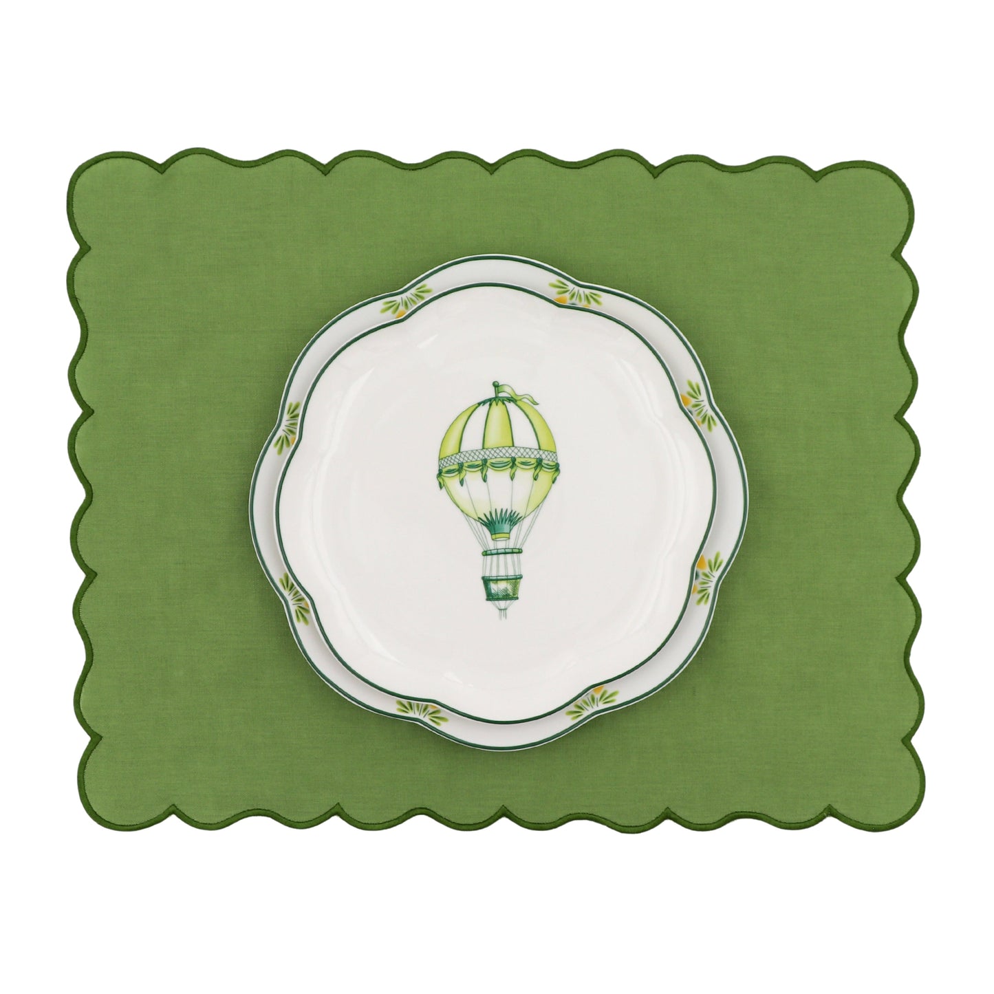 Valensole Lavender Scalloped Starter Plate - Set of 4 (+1 Bonus Plate)